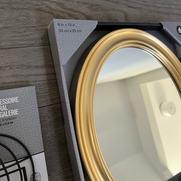 Home Decor Wall Gallery & Accessory - Picture 5 of 8